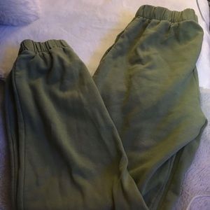 Brandy Melville Rosa green sweatpants